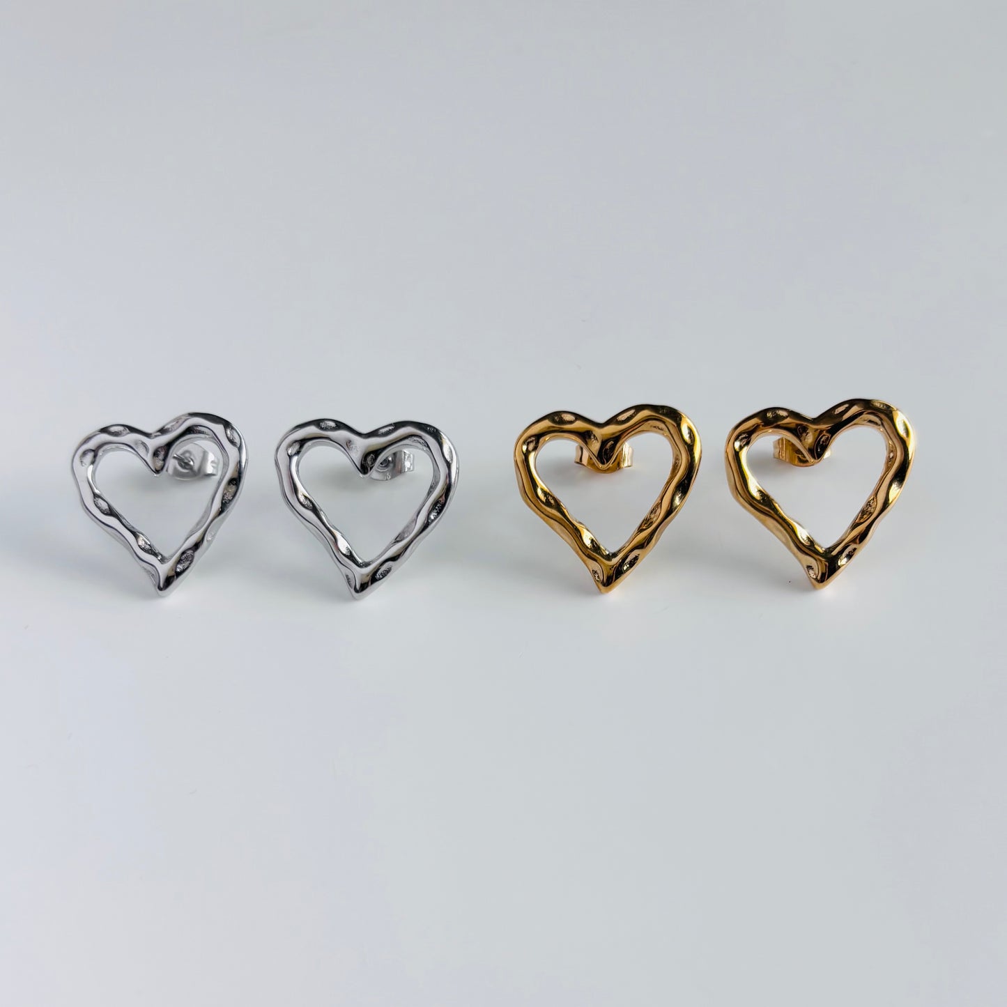 【ステンレス】テクスチャー オープンハートピアス