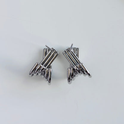 【ステンレス】クロスライン Jシェイプピアス