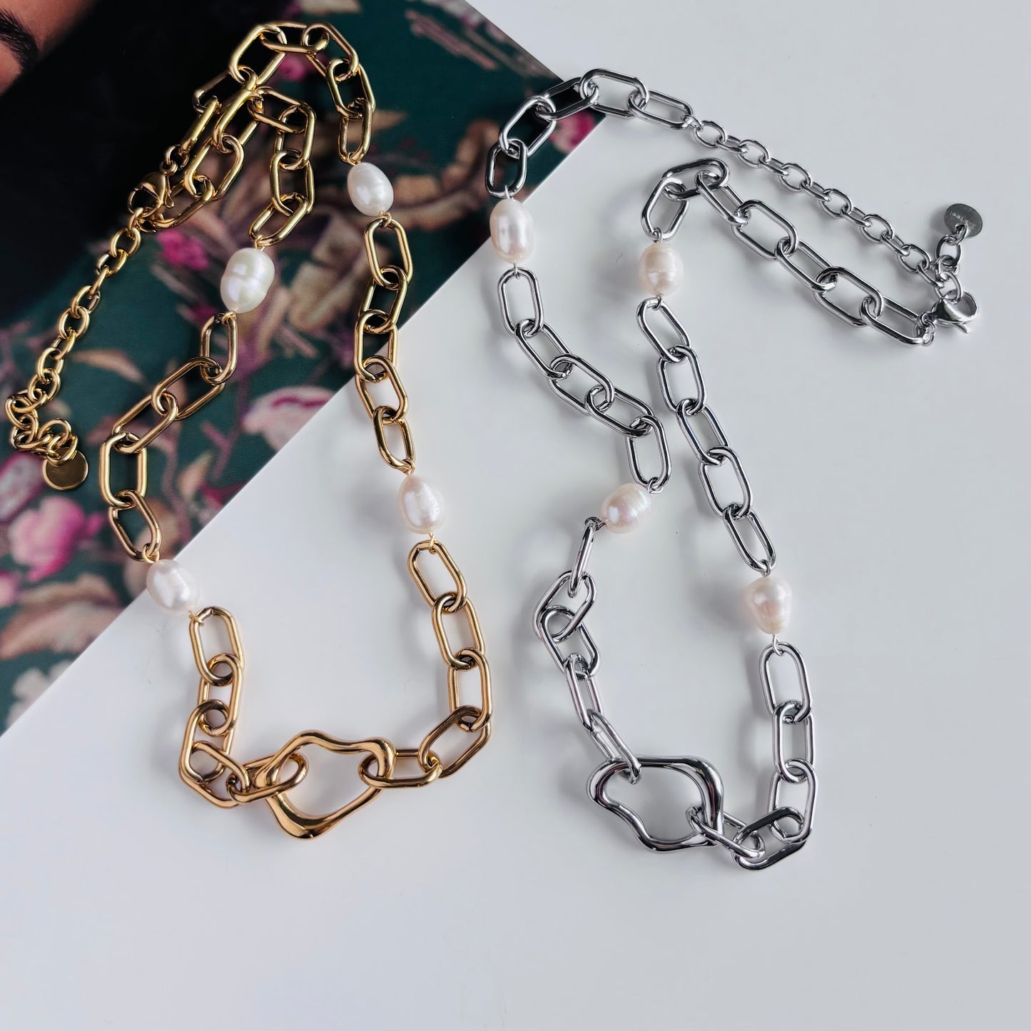 【ステンレス】バロックパール ニュアンスモチーフ チェーンネックレス　ゴールド